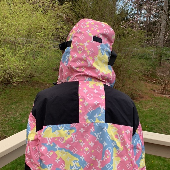 📌 NWOT Bravest Studios LV Monogram Cotton Candy Pink Parka - Picture 3 of 11